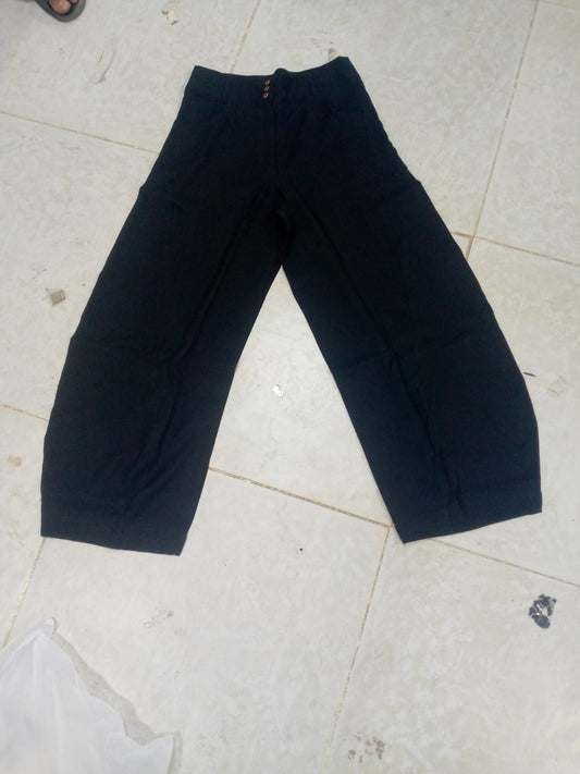 Lyra Black Pants