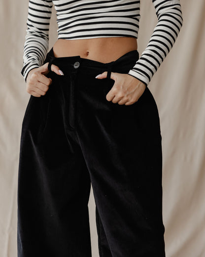 Pleated Cord Black Pants