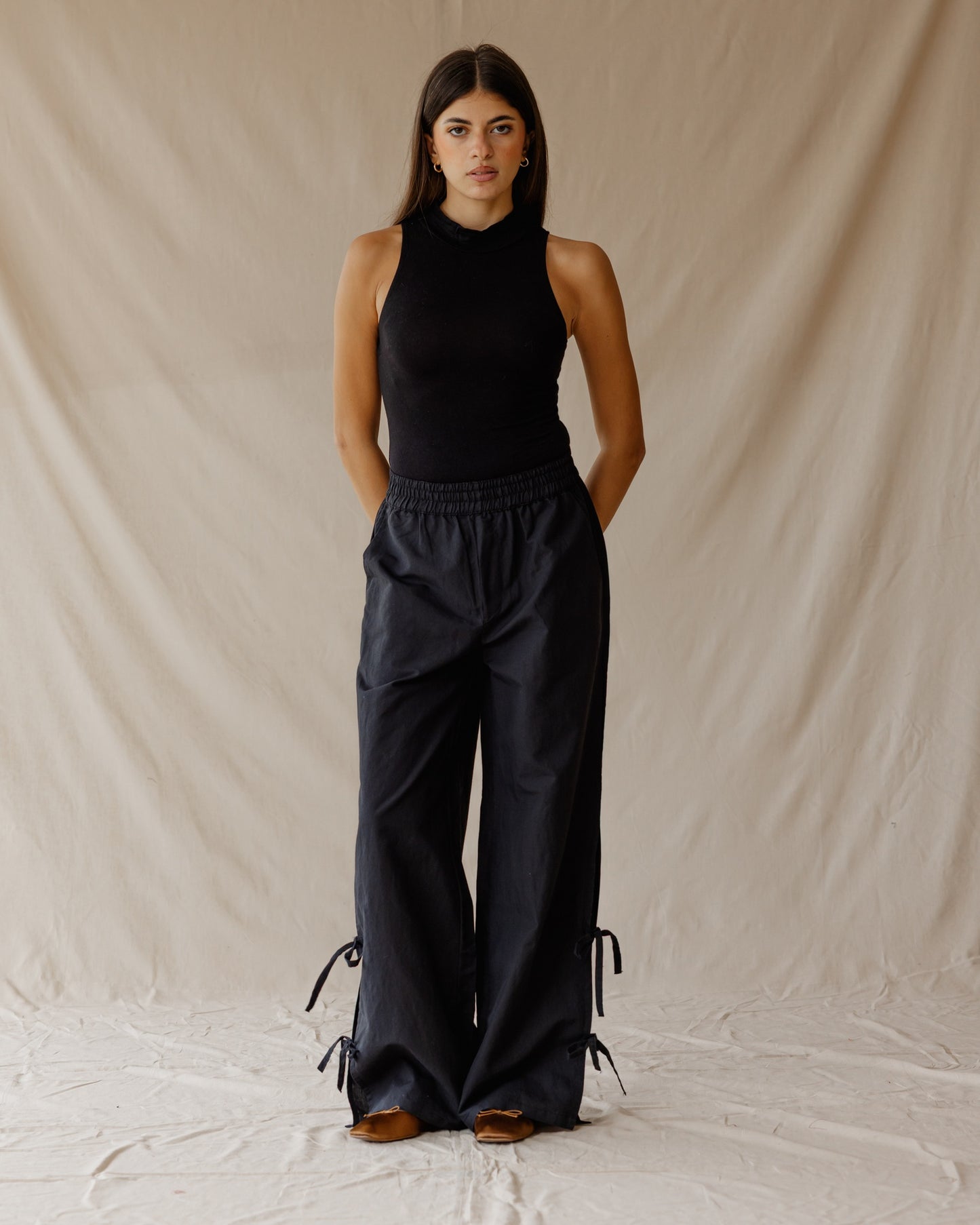 Side-tie Linen Black Pants