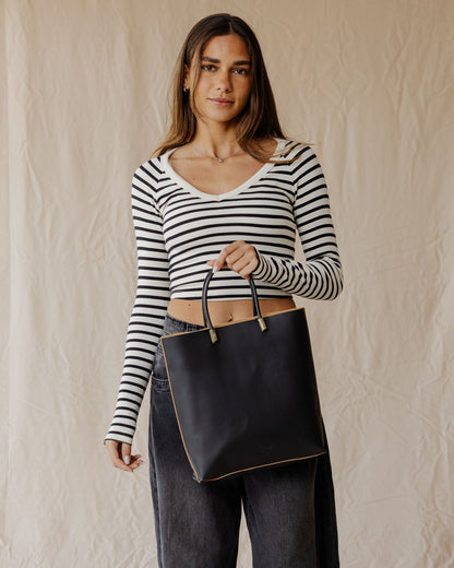 The Linea Genuine Bag In Black