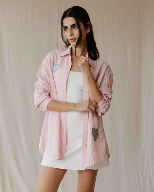 Camisa a Rayas con Corazones Rosa