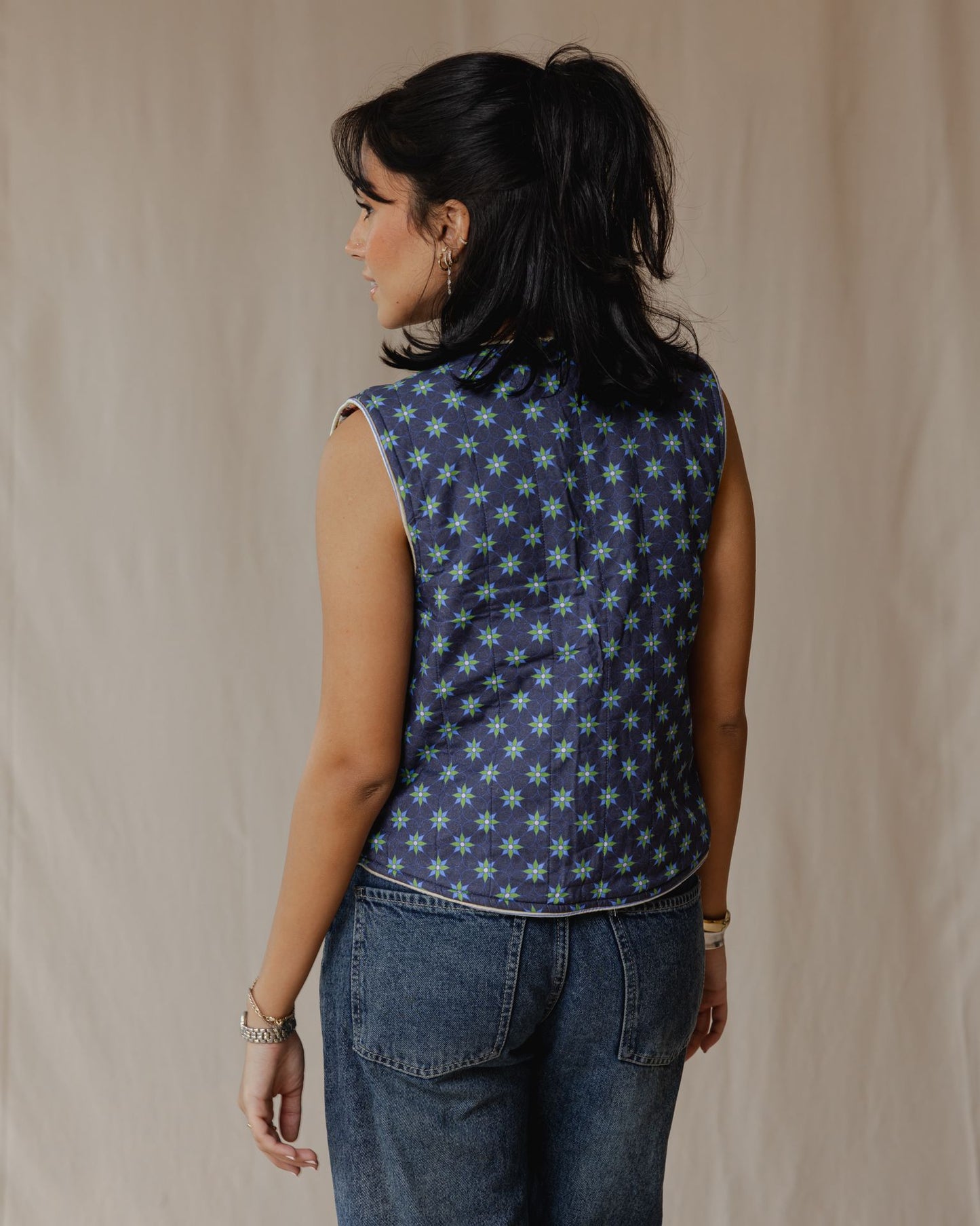 Flip & Bloom Reversible Vest in Amber/Navy