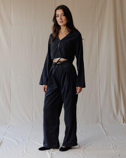 Ruska Set In Black