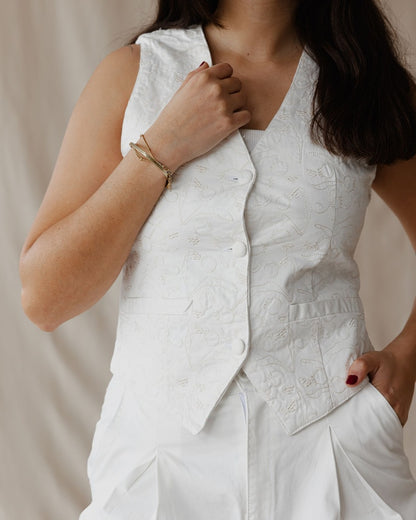 Colete Off-White Bordado com Romã