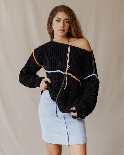 Maglione sciolto fatto a mano nero