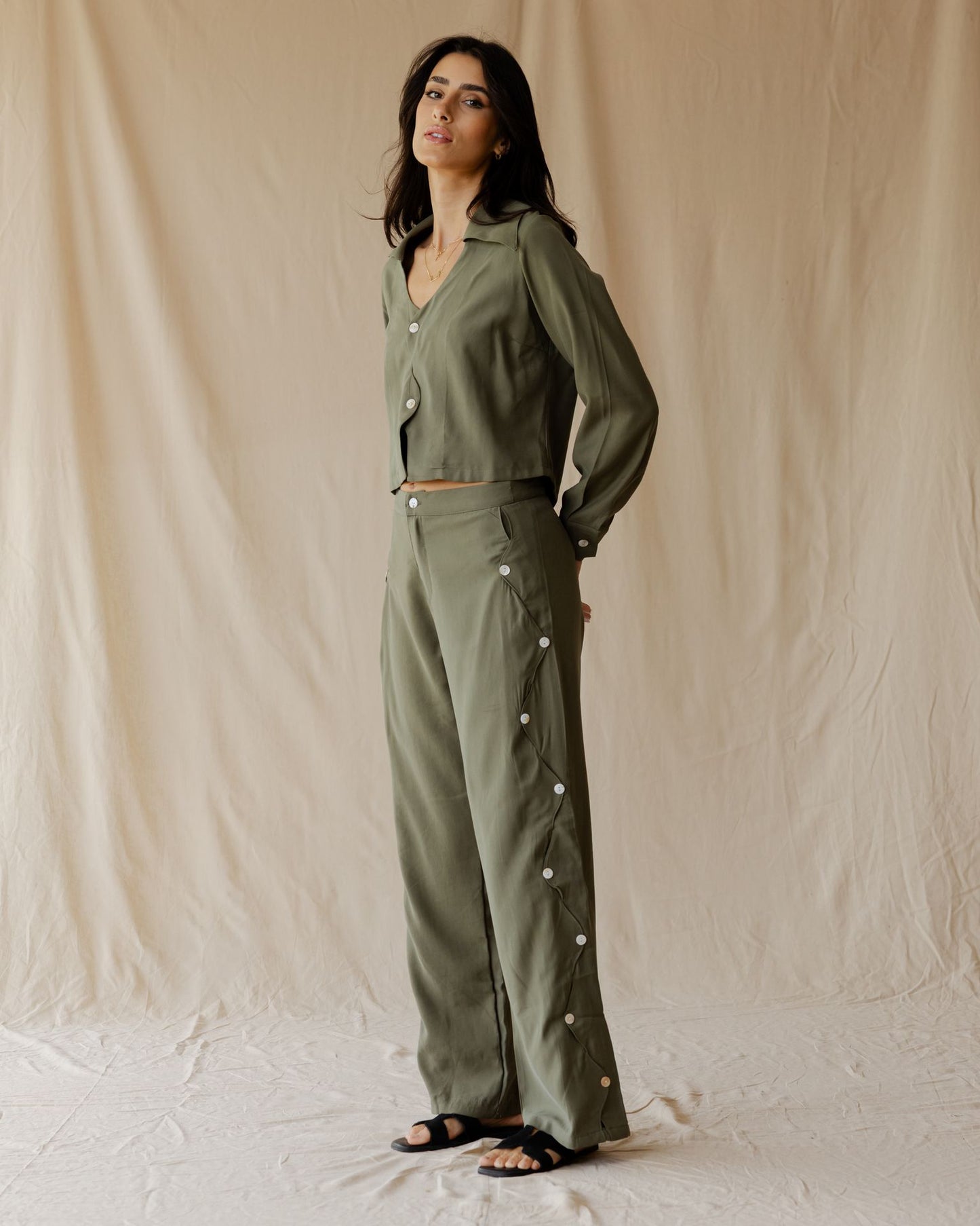 Théa Olive Pants