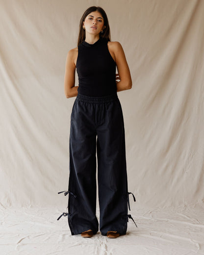 Side-tie Linen Black Pants