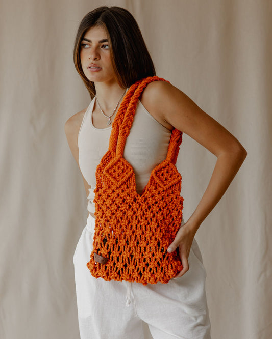 El bolso de crochet para todos los días en color naranja