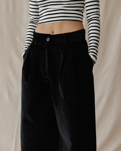 Pleated Cord Black Pants