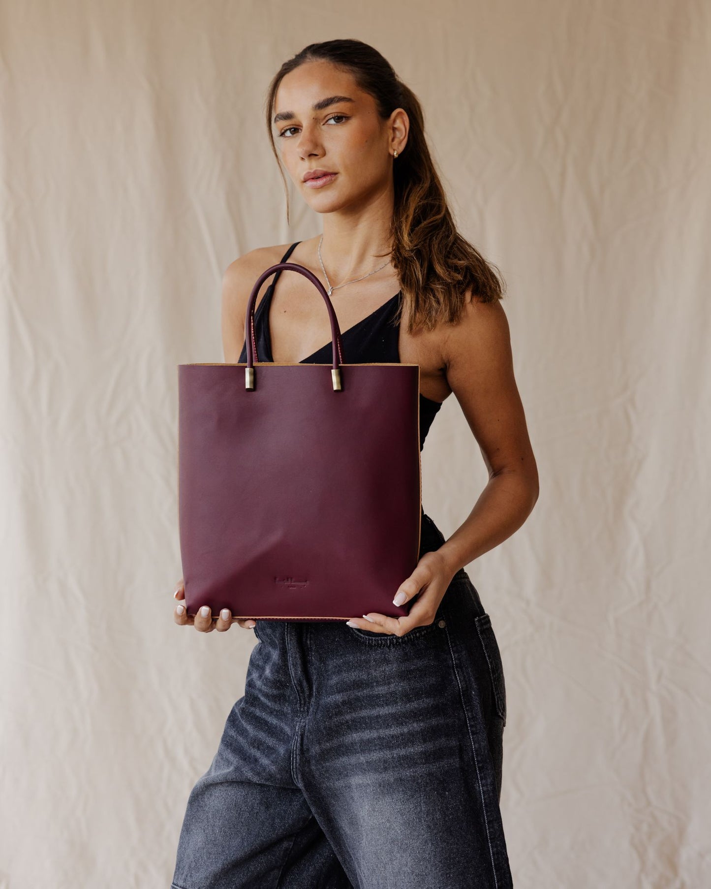 Bolso Linea en Piel Auténtica Burdeos