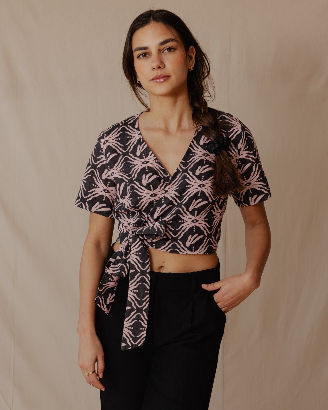 Bali Trip Top in lino color carbone
