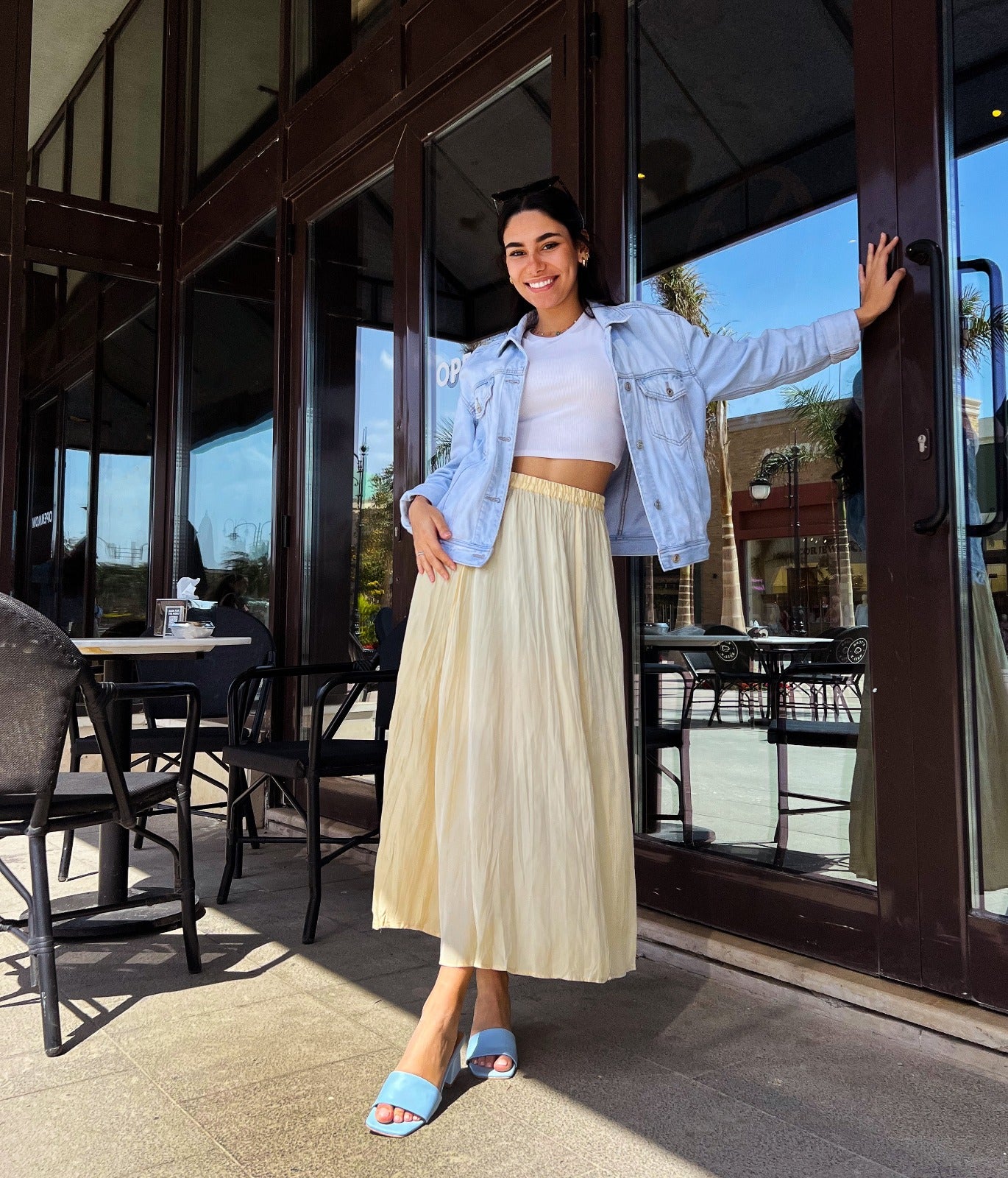 Tacones minimalistas cuadrados en azul bebé