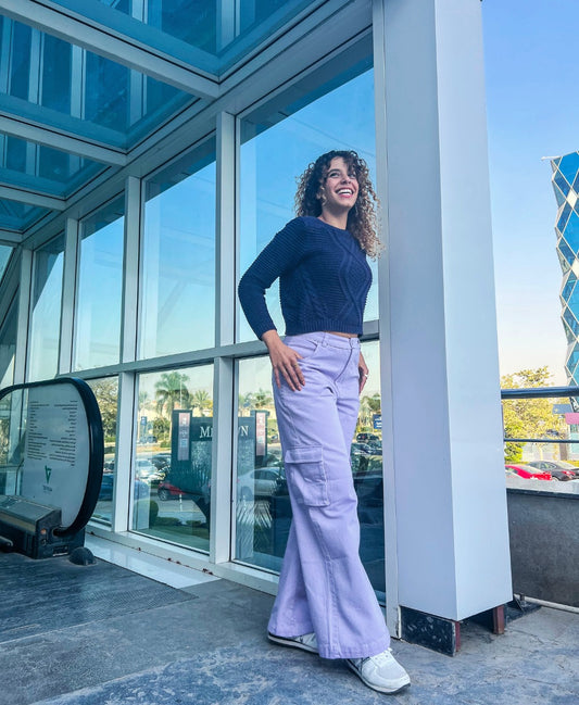 Pantalones cargo esenciales color lila