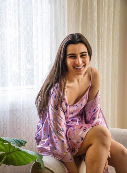 Bata hippie de satén