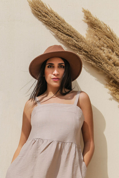 Vestido midi de lino beige