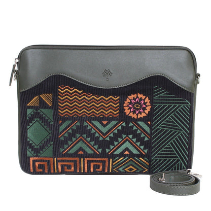 Funda geométrica para portátil color oliva