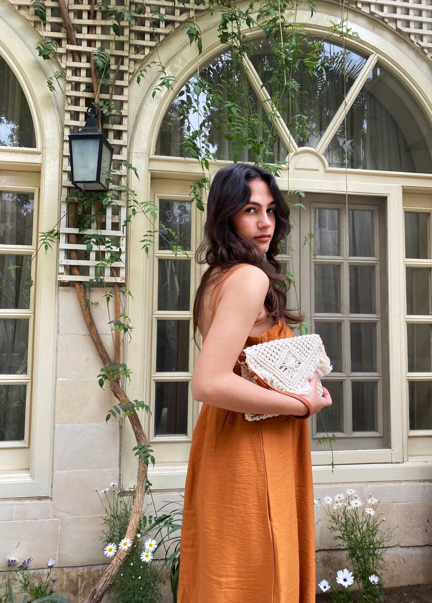 Clutch de macramé Gaia en blanco roto