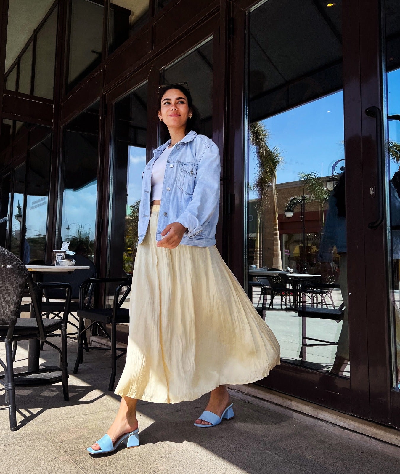 Tacones minimalistas cuadrados en azul bebé